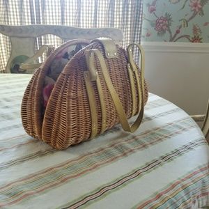 Woven wicker satchel